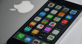 Apple премахна приложения от App Store заради притеснения за сигурността
