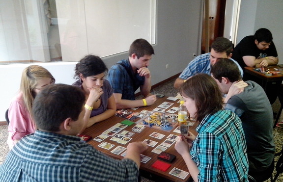 ON! Tabletop: Древногръцки полис в сегашно време