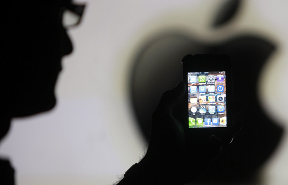 Apple ще предложи по-голям iPhone