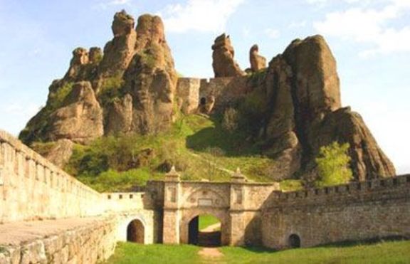 Белоградчишките скали се пребориха до втори етап