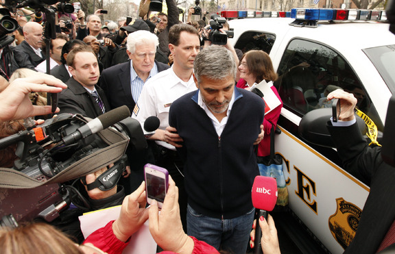 Арестуваха Джордж Клуни във Вашингтон!