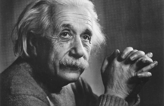 На днешния ден е роден Алберт Айнщайн 