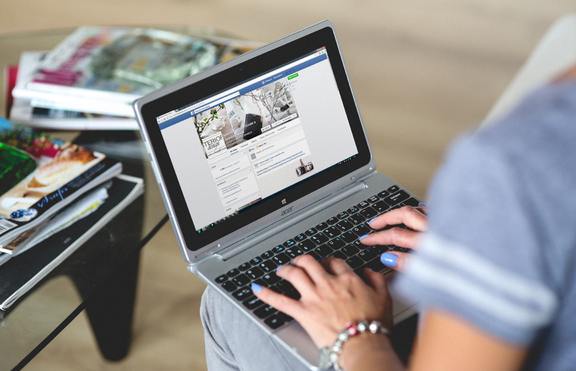 3 начина, по които Facebook ни разболява