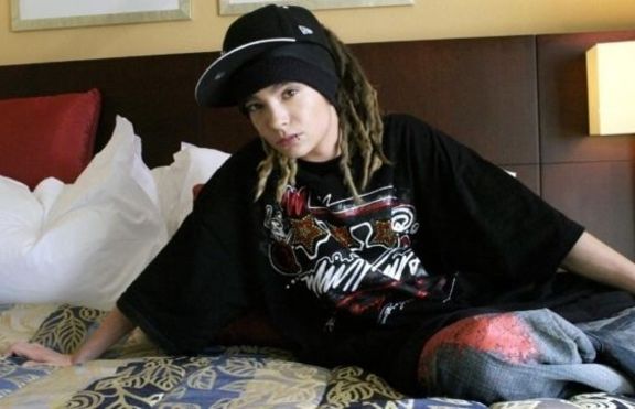 Китаристът на Tokio Hotel прекали с виаграта 