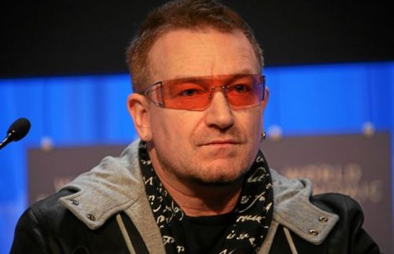 Оперираха Боно от U2 по спешност, групата отлага концерти 