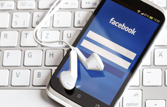 Социалната мрежа Facebook иска да разшири още повече Internet.org