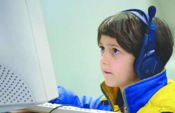 Сърфирането в интернет е полезно за децата