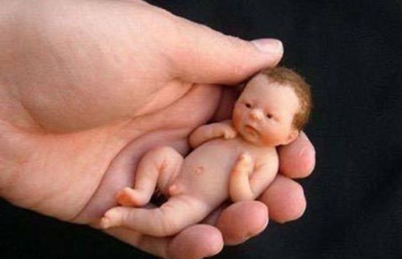 Невръстно дете роди дете в Добрич