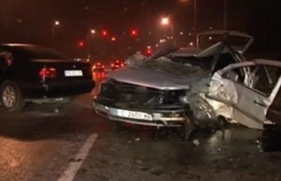 Тежка катастрофа между Голф и BMW се разигра в София 