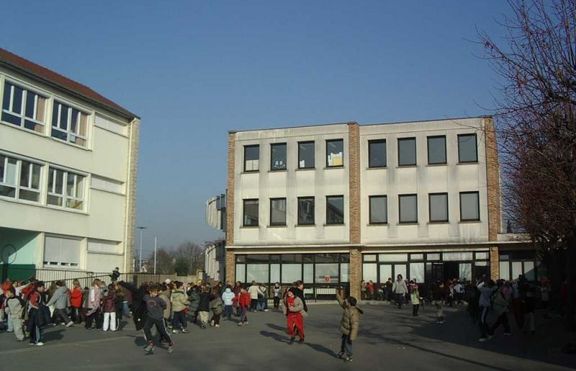 Започна  програмата 'Силен старт' под наслов 'Изгони скуката от училище'