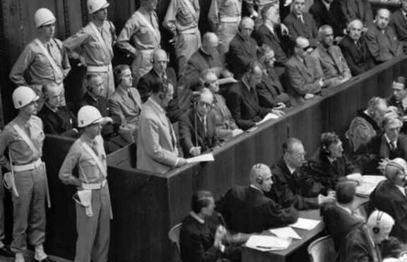 На 20 ноември 1945 започва Нюрнбергския процес