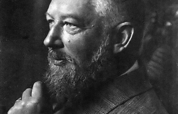 Вилхелм Оствалд  - нобелов лауреат през 1909 година за химия