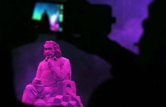 Вижте известни исторически личности на пясъчния фестивал в Бургас