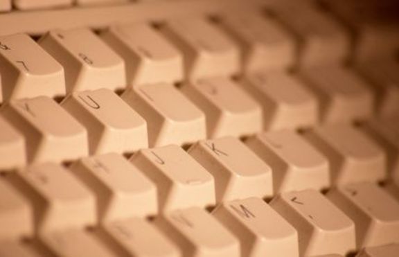 Google разработва компютри, които да изпитват вина и разкаяние