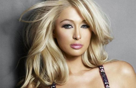 Парис Хилтън се извинила, че се подигравала на Линдзи в шоу