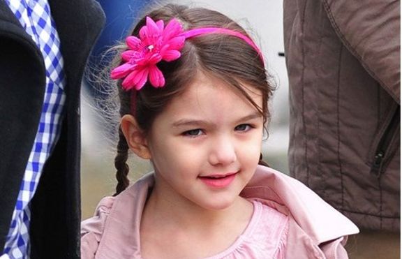 Сури Круз се сдоби с къщичка на дърво, струваща 100 хил. долара