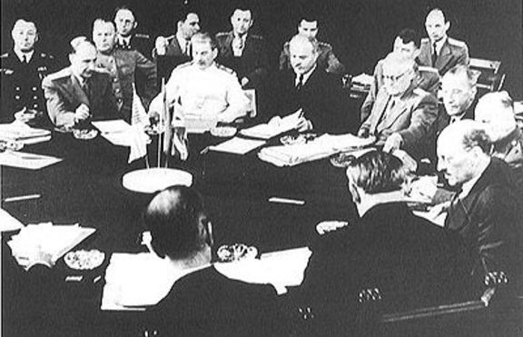 От 17 юли до 2 август 1945 година се състои Потсдамската конференция