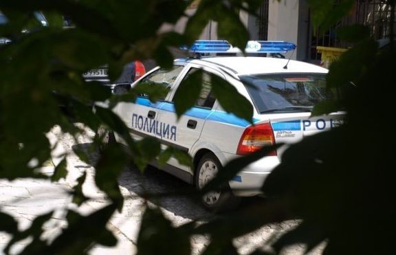 18-годишно момче напъха баща си в бидон и го остави да умре