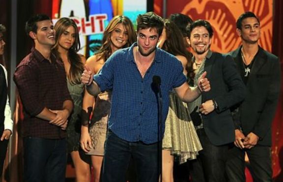 Вижте кои са призьорите на Teen Choice 2011! 