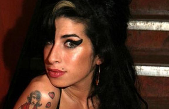 Lady GaGa ще изиграе ролята на Ейми Уайнхаус в биографичен филм