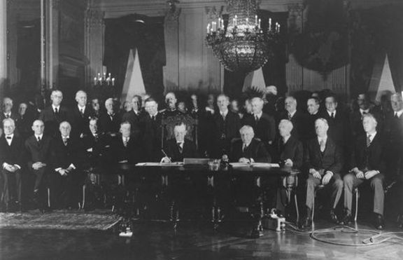 27 август 1928 година - Подписан е Пактът Келог-Бриан