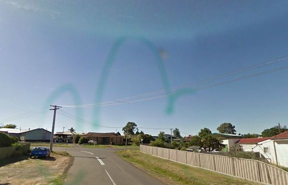Гигантски син пенис се появи в Google Street View 