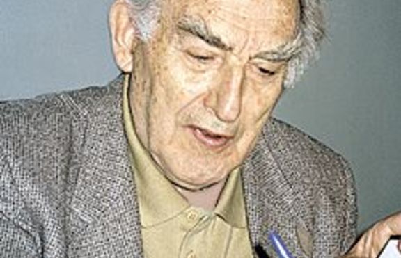 Виталий Гинзбург - носител на Нобелова награда за физика за 2003 година