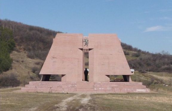1885 г.: Сръбско-българска война - Боят при Гургулят