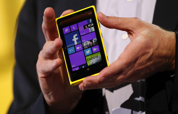 Windows Phone вече с над 145 000 приложения