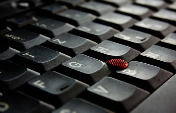 Неща, за които не трябва да лъжем при online флирта