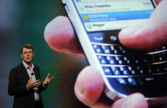 Войната между Apple и Samsung не затихва