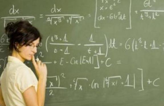 Учениците харесват клипчета, където унижават учители