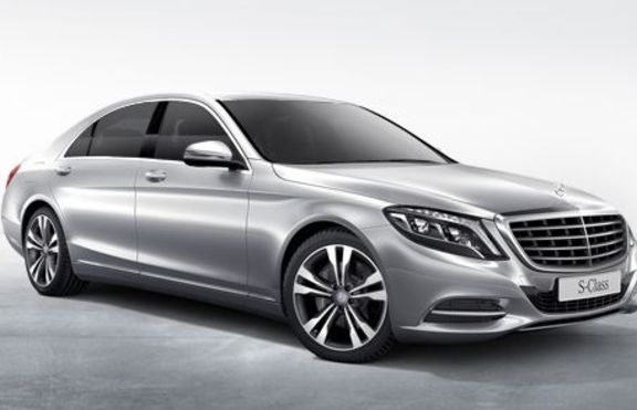 Новата S-Class на Mercedes в пет варианта