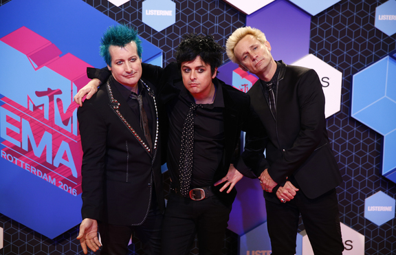 Green Day се завръщат