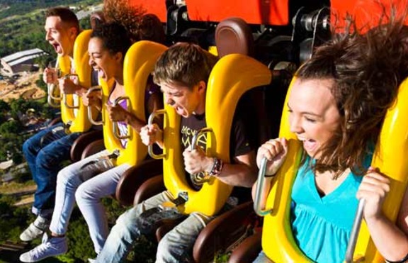 Port Aventura - парк, който ти дава силни усещания и адреналин на макс