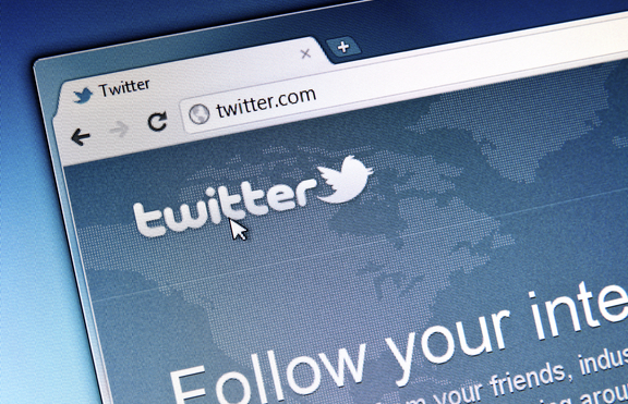 Социалната мрежа Twitter премахна лимита от 140 знака за директни съобщения