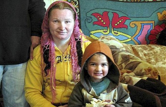 Най-младата баба в света е на.... 23 години