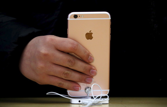 Intel работи над чиповете за iPhone 7?