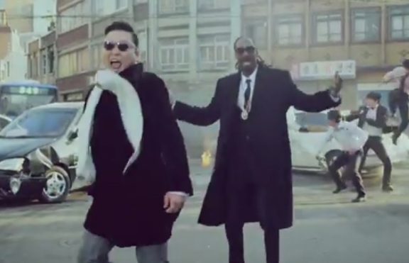 Сай пусна ново парче с участието на Snoop Dogg (+ видео)
