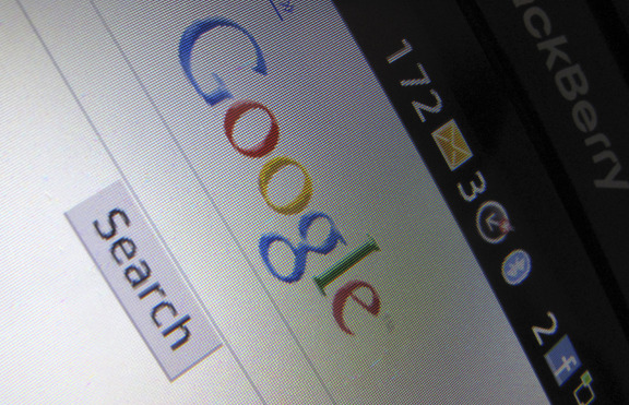 Честит Рожден Ден, чичо Google!