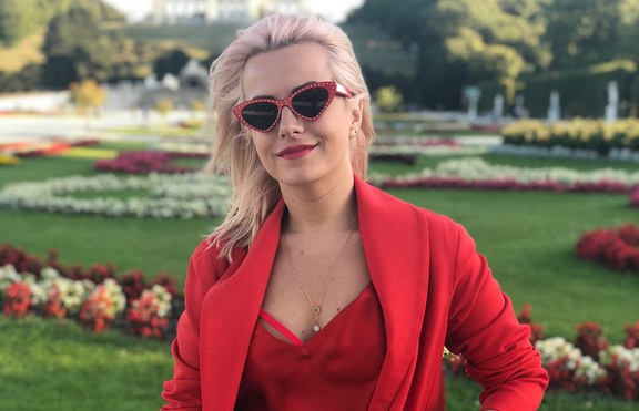 Поли Генова почива в Австрия