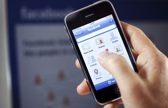 Facebook изневяра или кога прекрачваш границата на online приятелството?