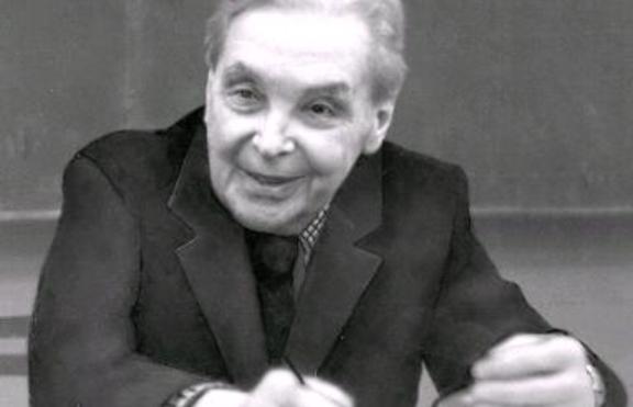 Кой е Дмитрий Иваненко?