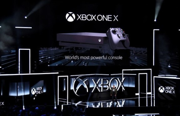Започнаха предварителните поръчки на Xbox One X