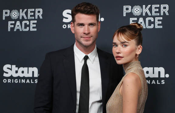 Лиам Хемсуърт най-сетне проговори за годежа си