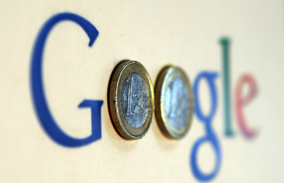 Ученици дават Google на съд